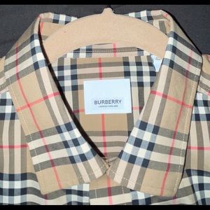NW/OT Burberry Collared Dress Shirt